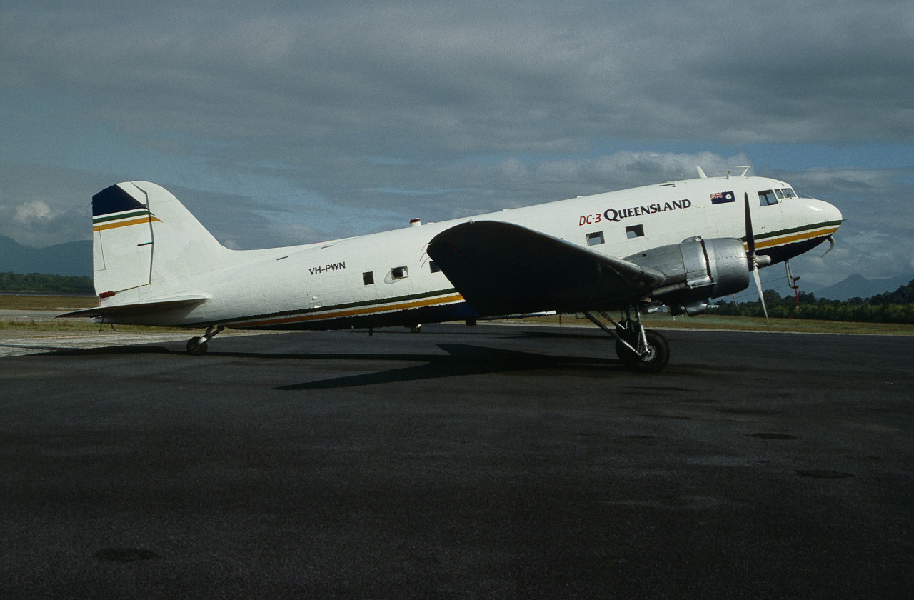 TRANS AUSTRALIA AIRLINES AUSTRALIAN AIRLINES