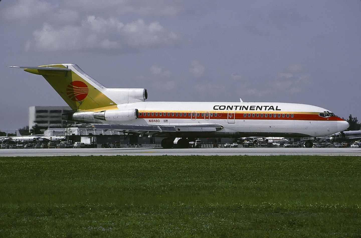 Continental airlines resume