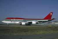 B-747-400