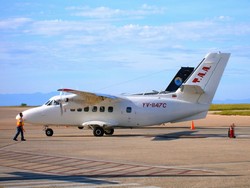 YV-1147C