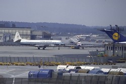 G-AZLT